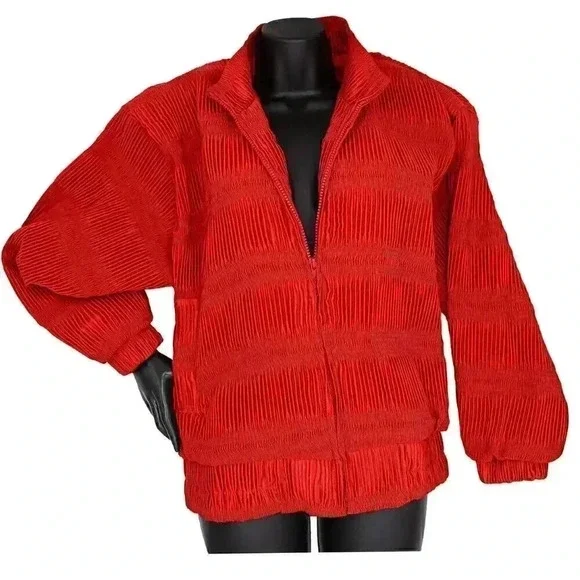 vintage 80s red scrunchy pleated windbreaker size medium sporty‎ zip up jacket